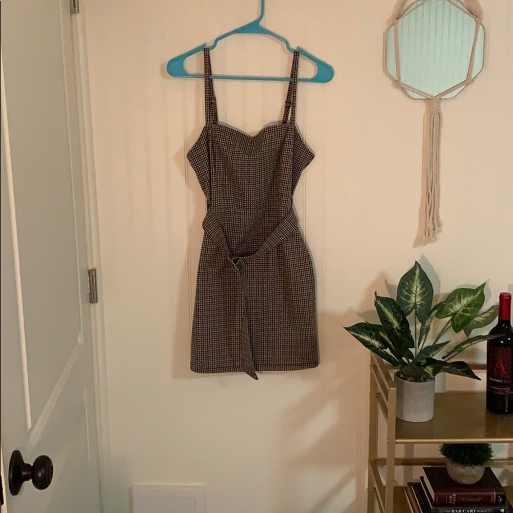 Forever 21 • spaghetti strap pattern dress